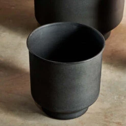 Pomo Recycled Planter 28cm -Verdant Haven Sales Store 98bb8d 36e0d148bc144c59b5e0898618c87d23 mv2 9f7b2de8 8b58 4fe8 a48e 9a8974553e4c