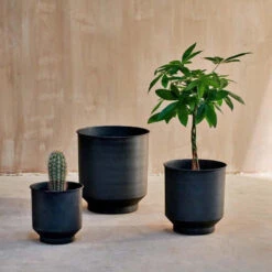 Pomo Recycled Planter 28cm